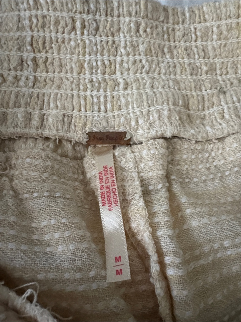Free People Drawstring Cargo Capris in Cream Size M - Picture 3 of 8